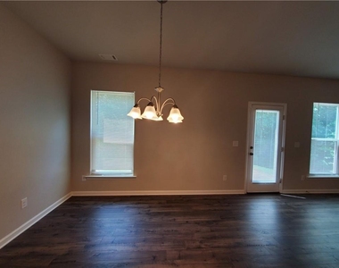165 Canvas Ives Drive - Photo Thumbnail 6