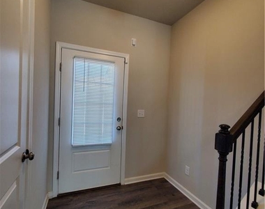 165 Canvas Ives Drive - Photo Thumbnail 3