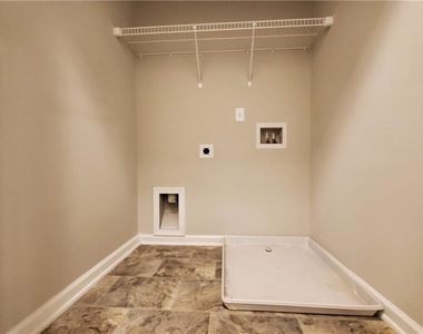 165 Canvas Ives Drive - Photo Thumbnail 21