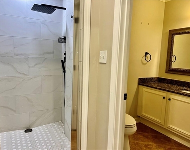 205 Kinderhill Court - Photo Thumbnail 33