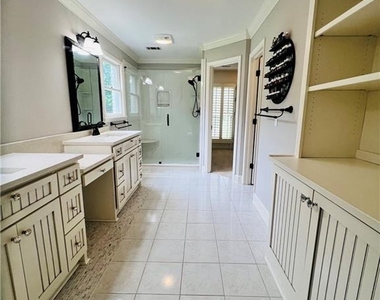 205 Kinderhill Court - Photo Thumbnail 26