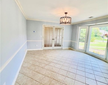 205 Kinderhill Court - Photo Thumbnail 31