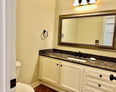 205 Kinderhill Court - Photo Thumbnail 32