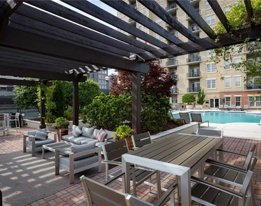 325 E Paces Ferry Road Ne - Photo Thumbnail 28