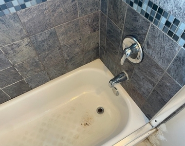 1019 Peterson Avenue - Photo Thumbnail 21