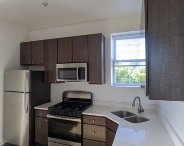 2814 N Troy Street - Photo Thumbnail 4