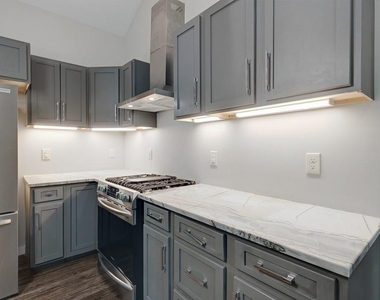 3336 Creatwood Trail Se - Photo Thumbnail 5