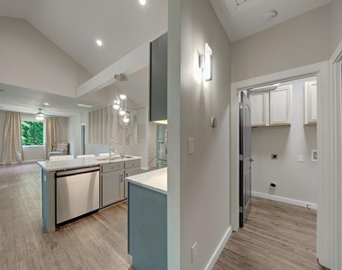 3336 Creatwood Trail Se - Photo Thumbnail 22