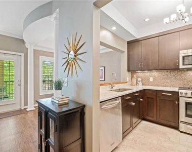 3636 Habersham Road Nw - Photo Thumbnail 15