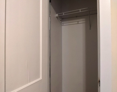 2814 N Troy Street - Photo Thumbnail 13