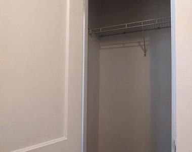 2814 N Troy Street - Photo Thumbnail 10
