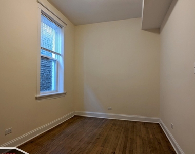 2814 N Troy Street - Photo Thumbnail 11