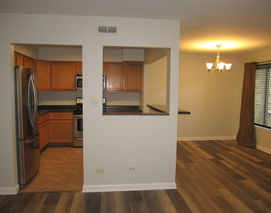 1430 Vista Walk Lane - Photo Thumbnail 3