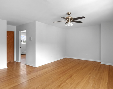 6715 N Hermitage Avenue - Photo Thumbnail 5
