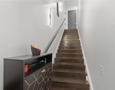721 Longleaf Drive Ne - Photo Thumbnail 39