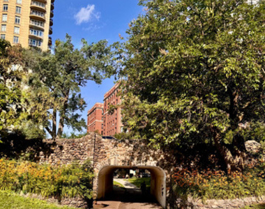 400 W Deming Place - Photo Thumbnail 16