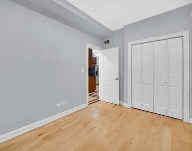 2951 N Allen Street - Photo Thumbnail 7