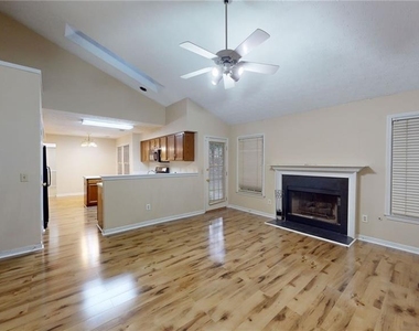 110 Beaverwood Lane - Photo Thumbnail 3