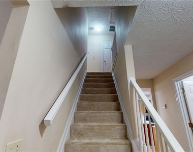 110 Beaverwood Lane - Photo Thumbnail 7