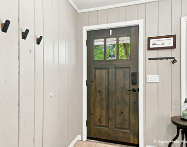 2904 Wooded Lane - Photo Thumbnail 21