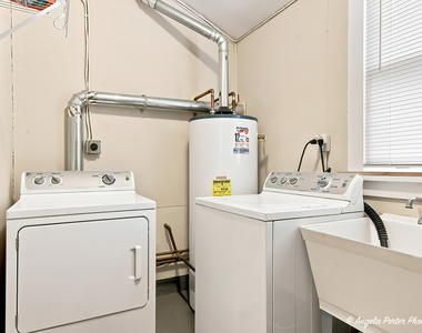 2904 Wooded Lane - Photo Thumbnail 10