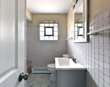 1018 S 11th Avenue - Photo Thumbnail 10