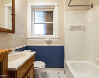 1253 W Byron Street - Photo Thumbnail 6