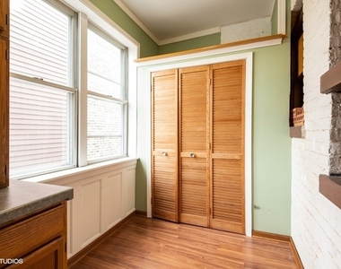 1253 W Byron Street - Photo Thumbnail 10