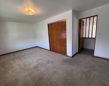 10315 Chaucer Street - Photo Thumbnail 19