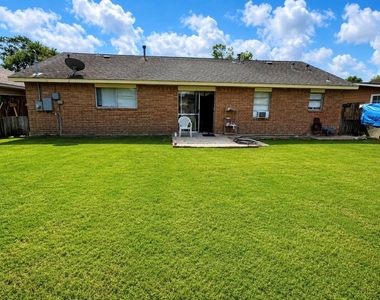 5519 Mendota Lane - Photo Thumbnail 14