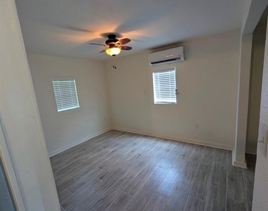 2406 Kilgore - Photo Thumbnail 3