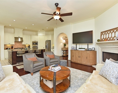 13117 Stoneleigh Terrace Drive - Photo Thumbnail 7