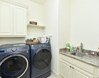 13117 Stoneleigh Terrace Drive - Photo Thumbnail 25