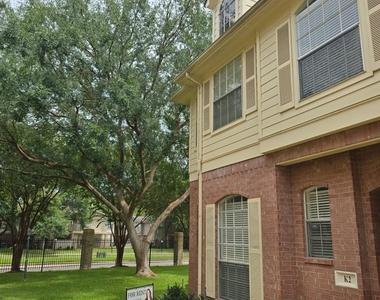 2710 Grants Lake Boulevard - Photo Thumbnail 24