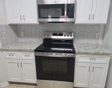 2710 Grants Lake Boulevard - Photo Thumbnail 5
