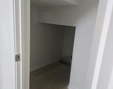 2710 Grants Lake Boulevard - Photo Thumbnail 7