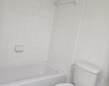 2710 Grants Lake Boulevard - Photo Thumbnail 14