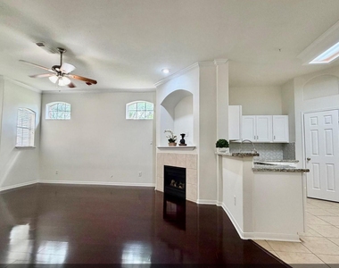 2710 Grants Lake Boulevard - Photo Thumbnail 2