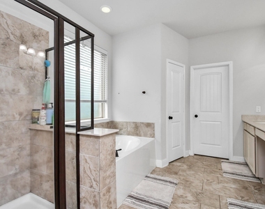 24723 Heirloom Lane - Photo Thumbnail 13