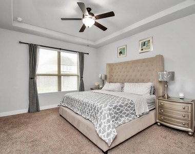 24723 Heirloom Lane - Photo Thumbnail 11