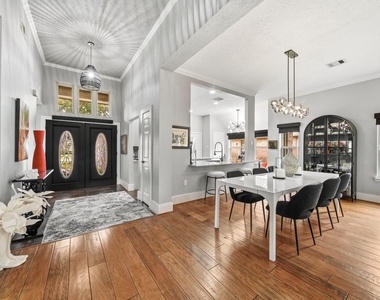 906 Maple Branch Lane - Photo Thumbnail 6