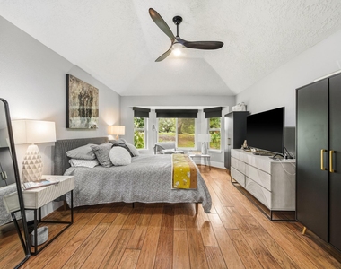 906 Maple Branch Lane - Photo Thumbnail 10