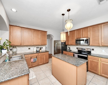 23822 Wispy Way - Photo Thumbnail 17