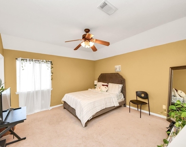 23822 Wispy Way - Photo Thumbnail 31