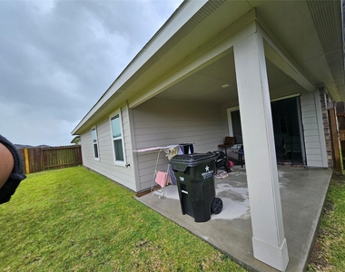 7831 Murciana Drive - Photo Thumbnail 13