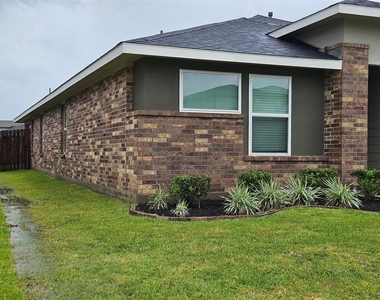 7831 Murciana Drive - Photo Thumbnail 1