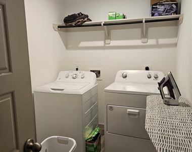 7831 Murciana Drive - Photo Thumbnail 8