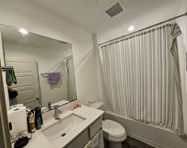 7831 Murciana Drive - Photo Thumbnail 10