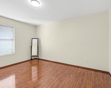 6161 Reims Road - Photo Thumbnail 2