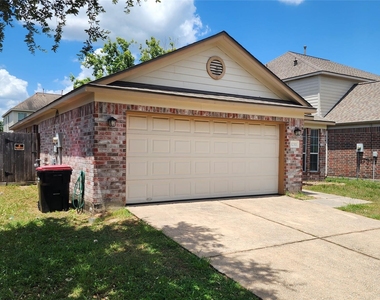 12311 Carriage Oak Circle - Photo Thumbnail 2